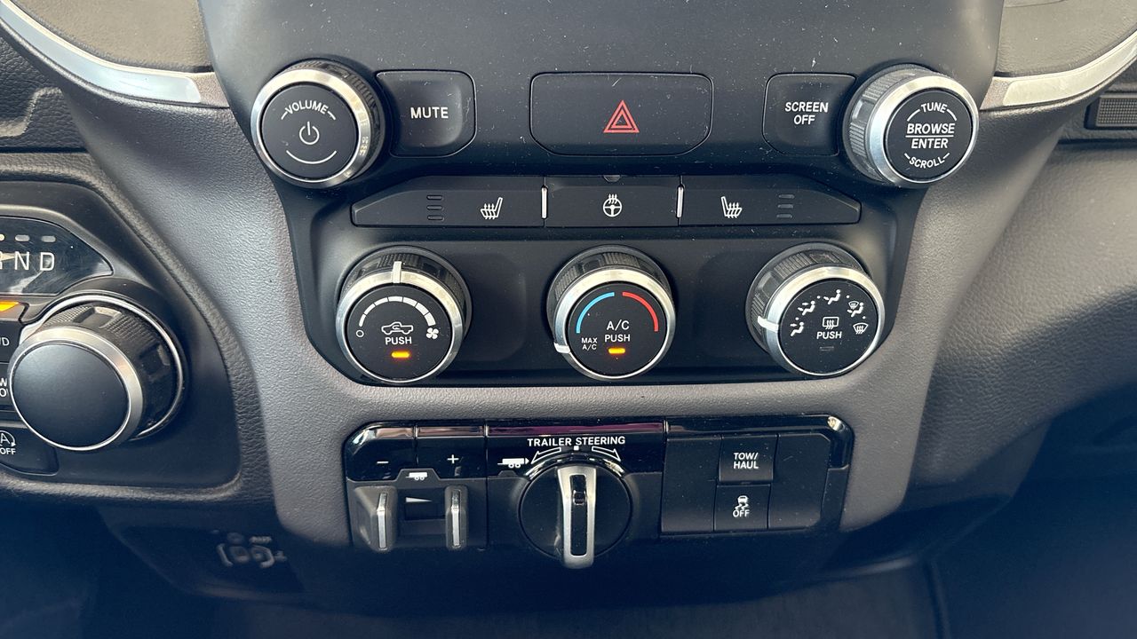 2024 RAM RAM MILD-HYBRID BIGHORN V6 CREW CAB 4X4 RAM MILD-HYBRID BIGHORN V6 CREW CAB 4X4