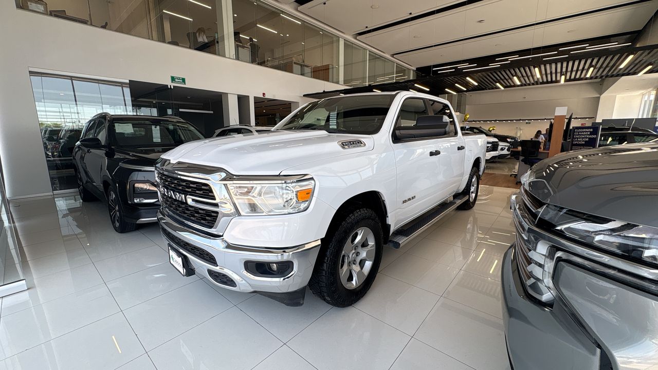2024 RAM RAM MILD-HYBRID BIGHORN V6 CREW CAB 4X4 RAM MILD-HYBRID BIGHORN V6 CREW CAB 4X4