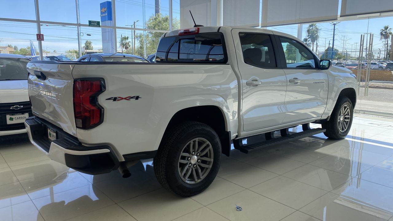 2024 Chevrolet COLORADO DOBLE CAB LT 4X4 PAQ B COLORADO DOBLE CAB LT 4X4 PAQ B