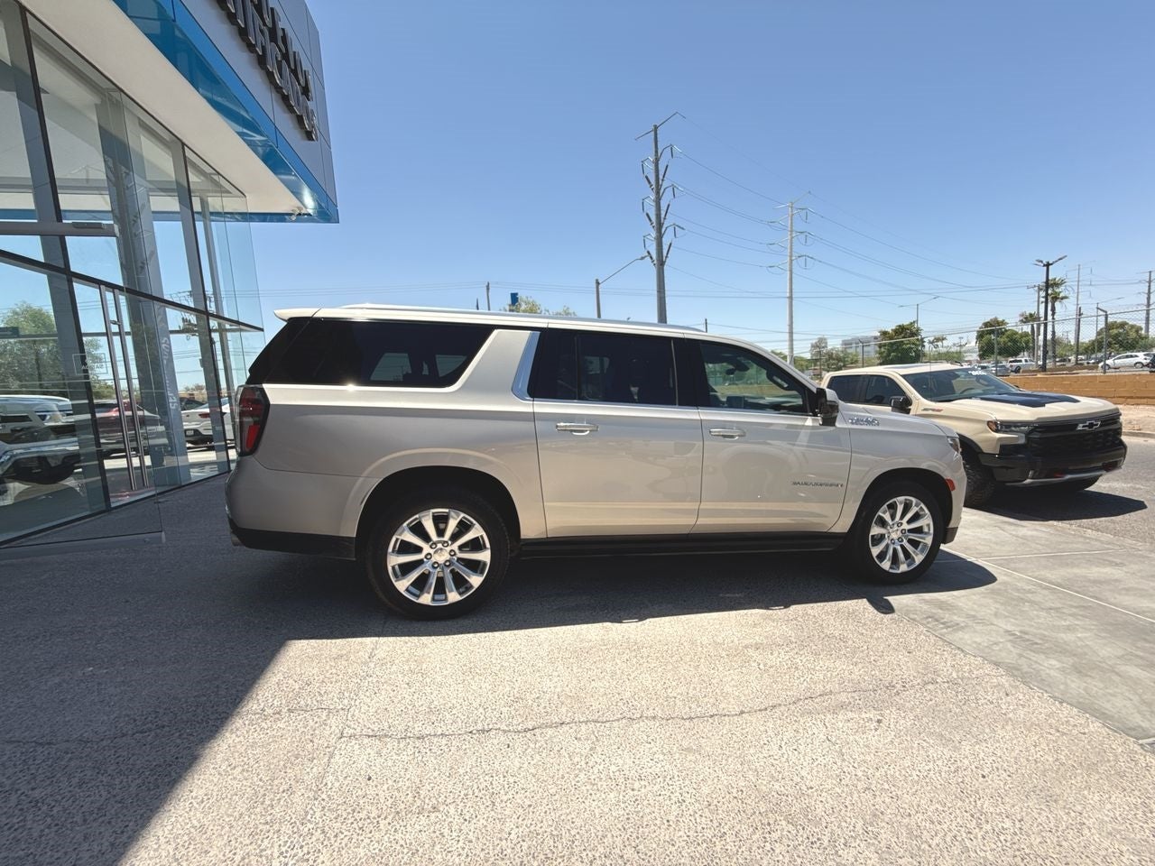 2021 Chevrolet SUBURBAN SUV G HIGH COUNTRY SUBURBAN SUV G HIGH COUNTRY