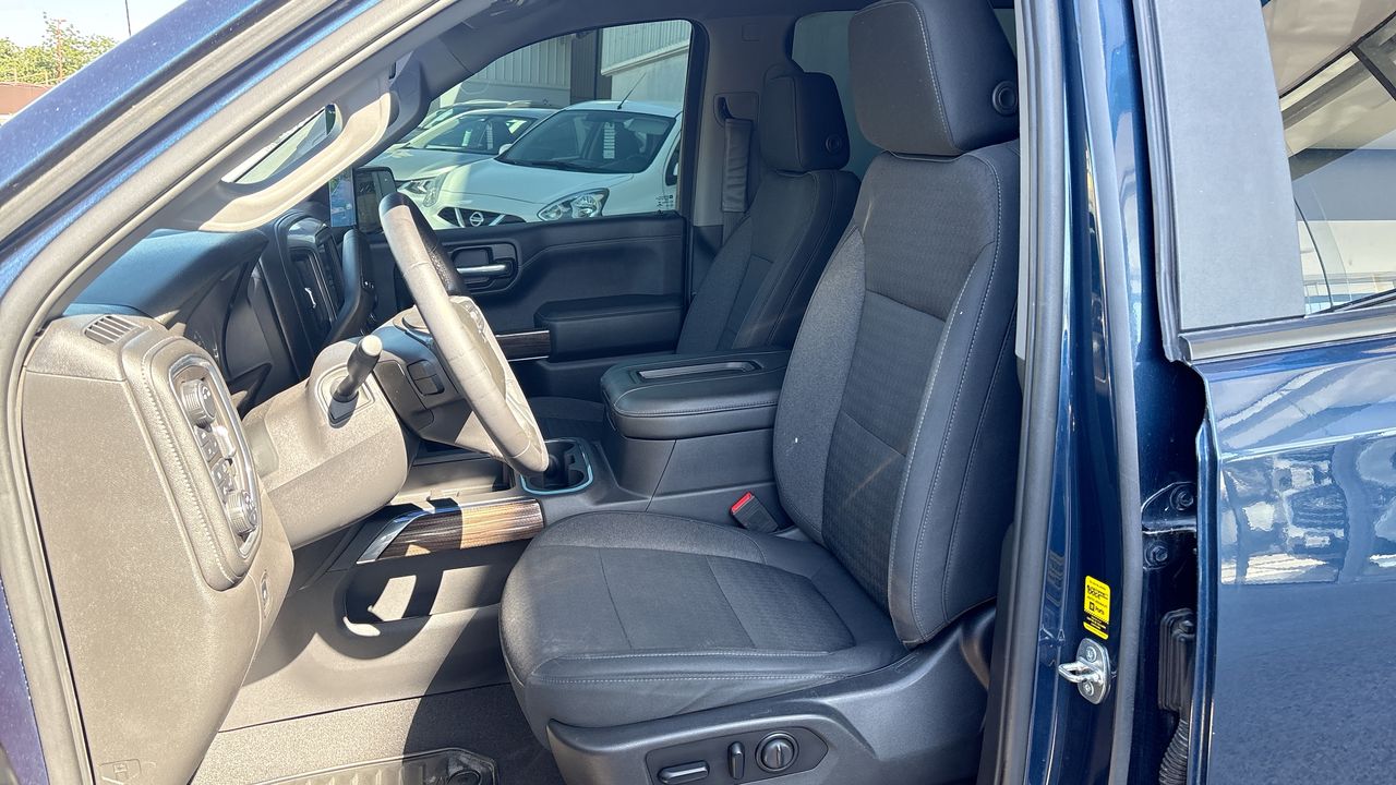 2020 Chevrolet CHEYENNE DOB CAB 4X4 RST CHEYENNE DOB CAB 4X4 RST