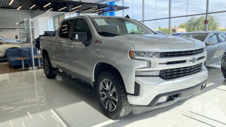 2022 Chevrolet CHEYENNE DOBLE CABINA 4X4 PAQ B RST CHEYENNE DOBLE CABINA 4X4 PAQ B RST