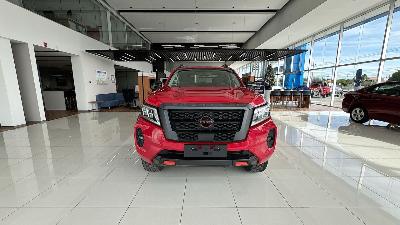 2023 Nissan FRONTIER PRO-4X 4X4 FRONTIER PRO-4X 4X4