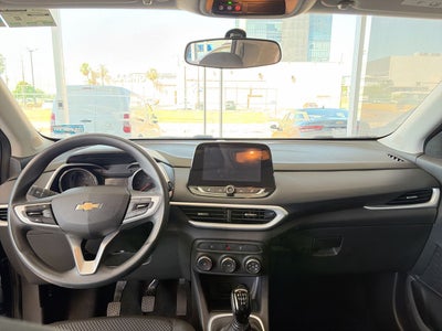 2024 Chevrolet TRACKER LS MANUAL A TRACKER LS MANUAL A