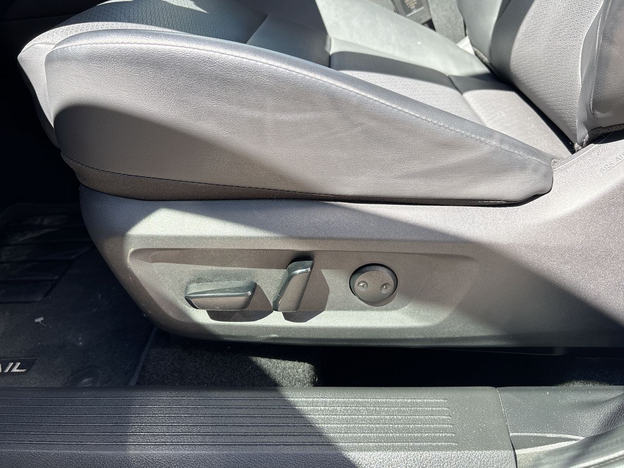 2025 Nissan XTRAIL EXCLUSIVE 2 FILAS XTRAIL EXCLUSIVE 2 FILAS