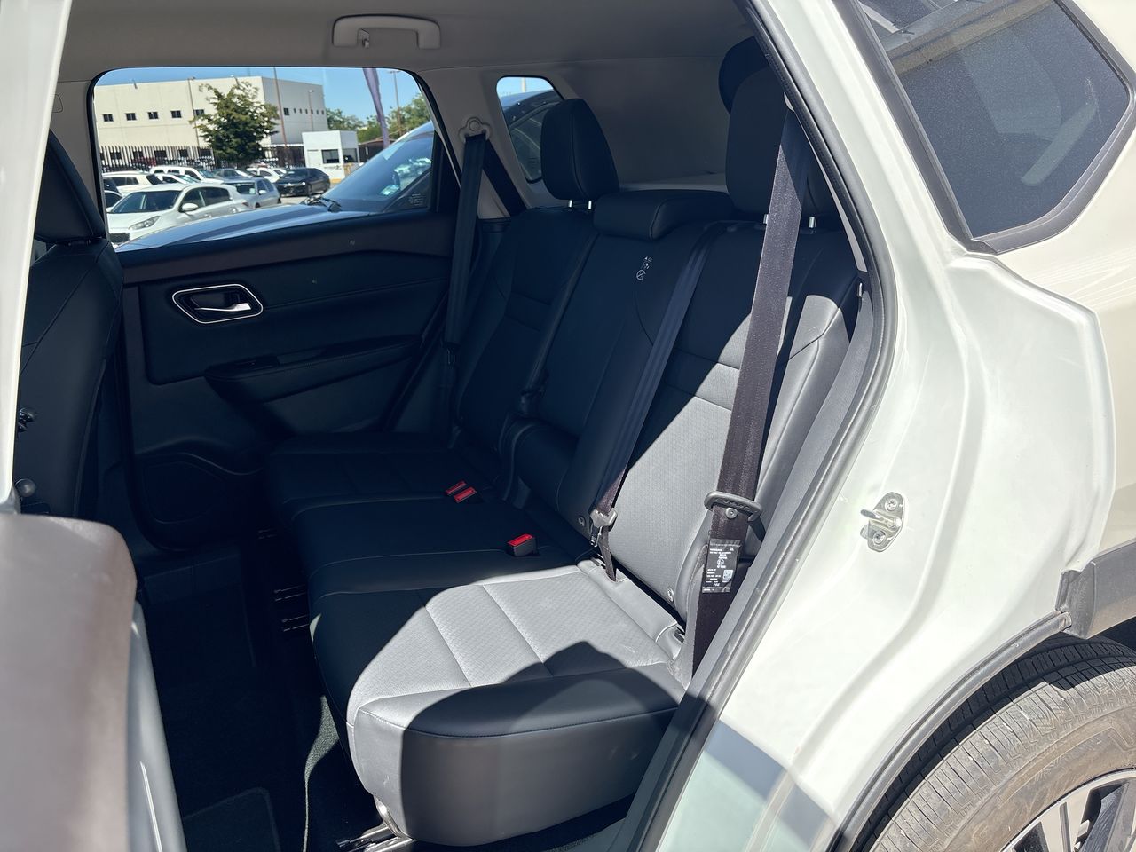 2025 Nissan XTRAIL EXCLUSIVE 2 FILAS XTRAIL EXCLUSIVE 2 FILAS