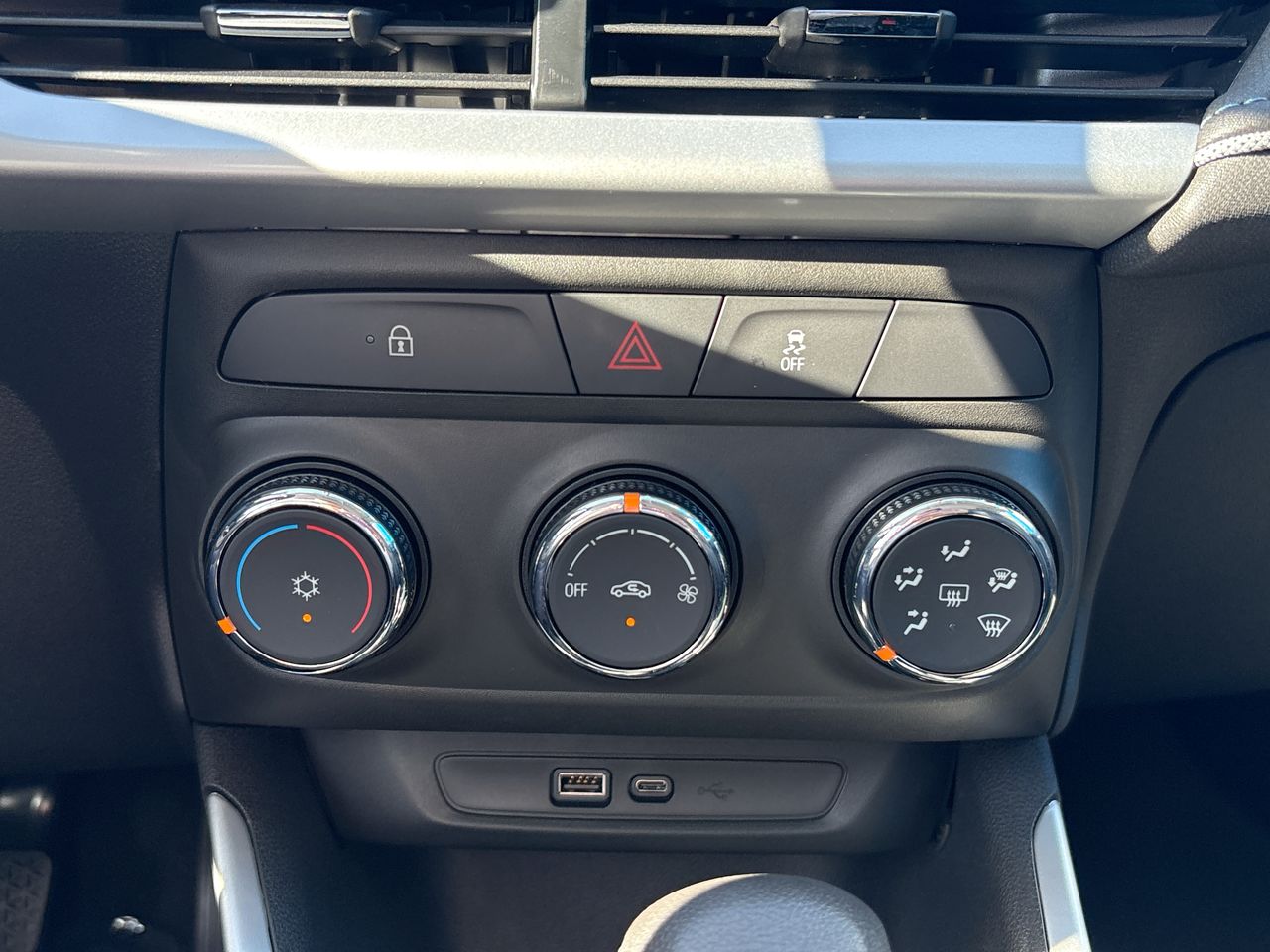 2026 Chevrolet TRACKER TRACKER LT TA PAQ. C