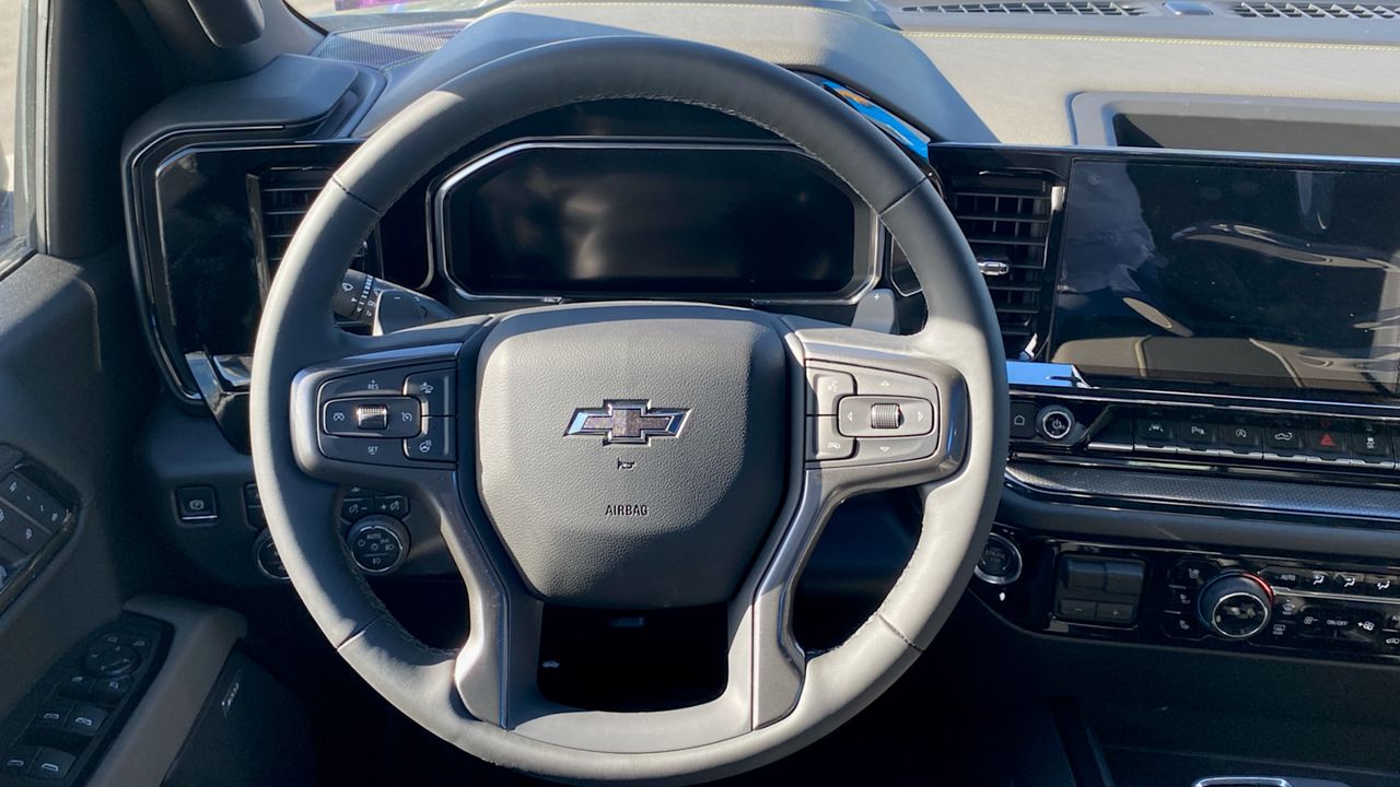 2026 Chevrolet CHEYENNE CHEYENNE 4X4 ZR2 BISON TODO TERRENO PAQ. R