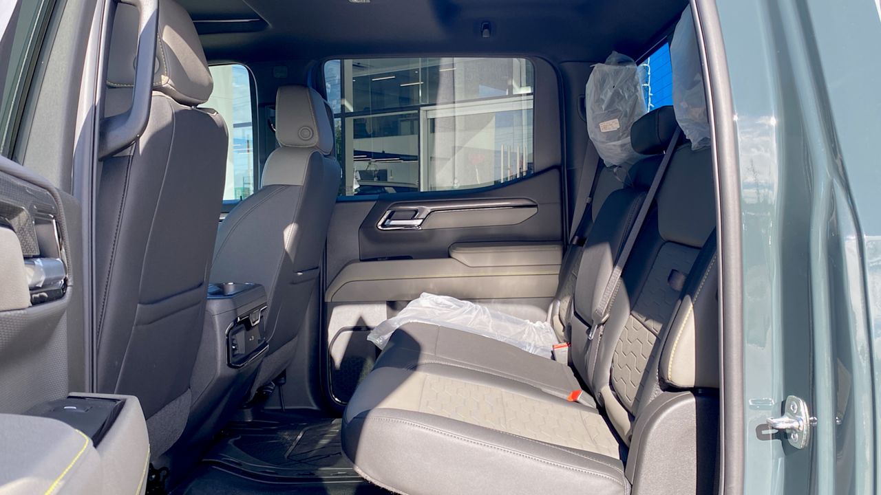 2026 Chevrolet CHEYENNE CHEYENNE 4X4 ZR2 BISON TODO TERRENO PAQ. R