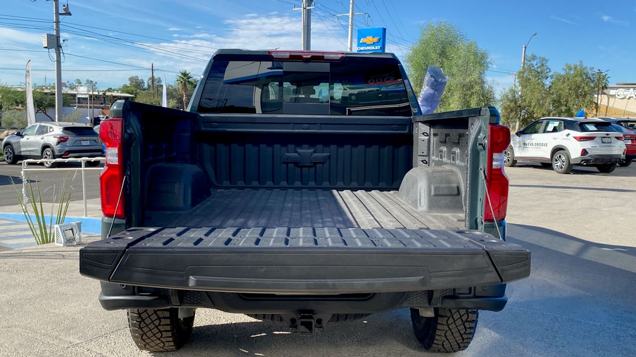 2026 Chevrolet CHEYENNE CHEYENNE 4X4 ZR2 BISON TODO TERRENO PAQ. R