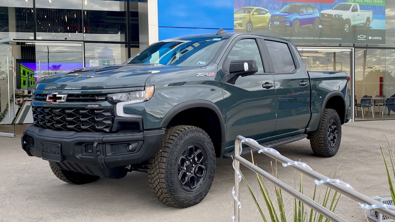 2026 Chevrolet CHEYENNE CHEYENNE 4X4 ZR2 BISON TODO TERRENO PAQ. R