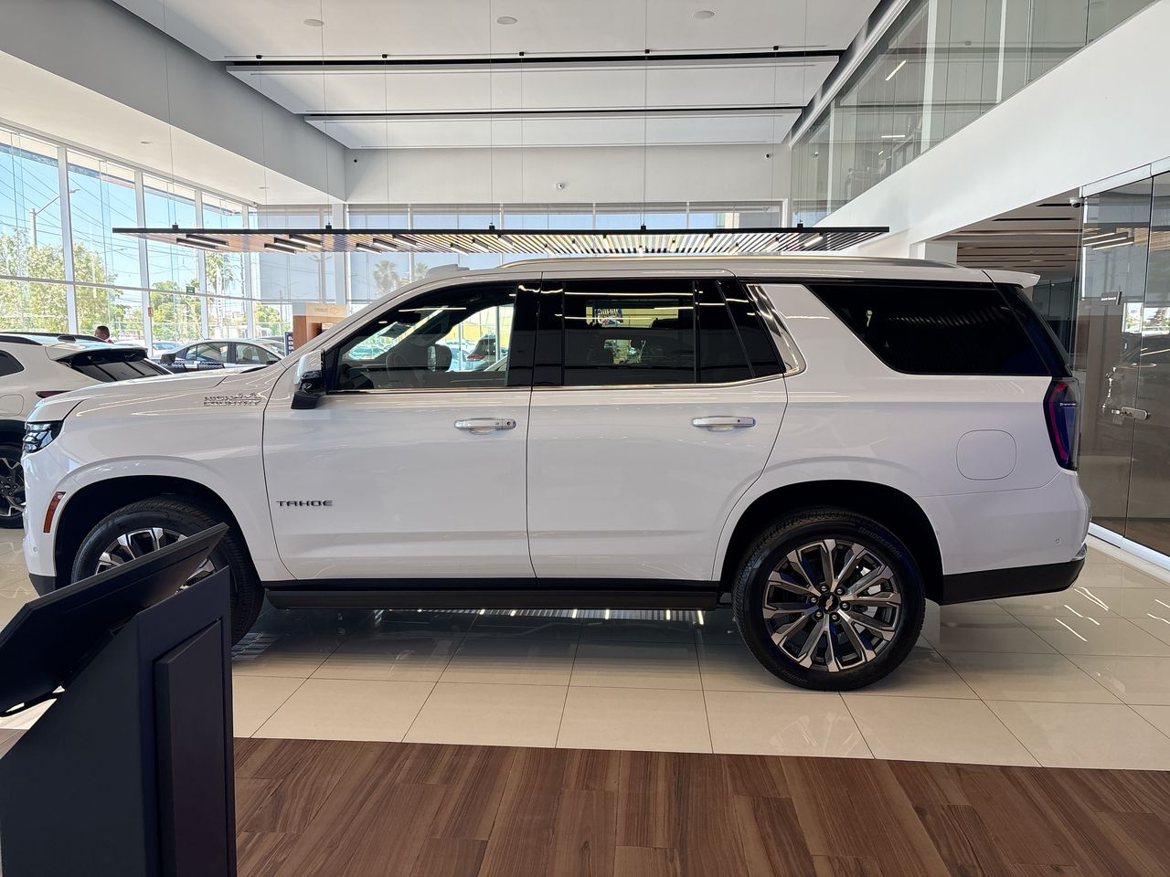 2026 Chevrolet TAHOE TAHOE HIGH COUNTRY PAQ. G