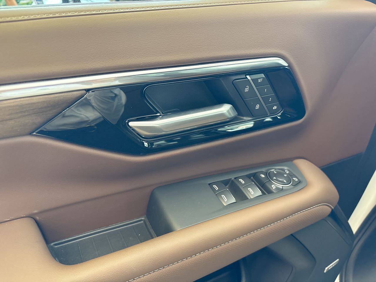 2026 Chevrolet TAHOE TAHOE HIGH COUNTRY PAQ. G