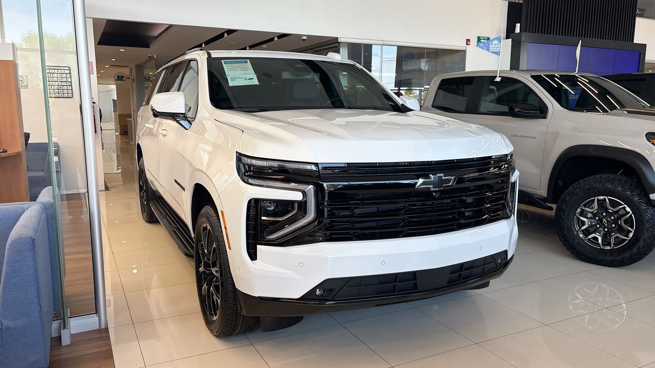 2026 Chevrolet SUBURBAN SUBURBAN RST PAQ. B