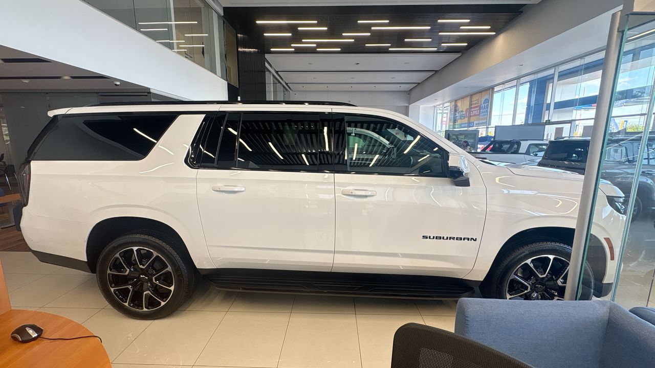 2026 Chevrolet SUBURBAN SUBURBAN RST PAQ. B