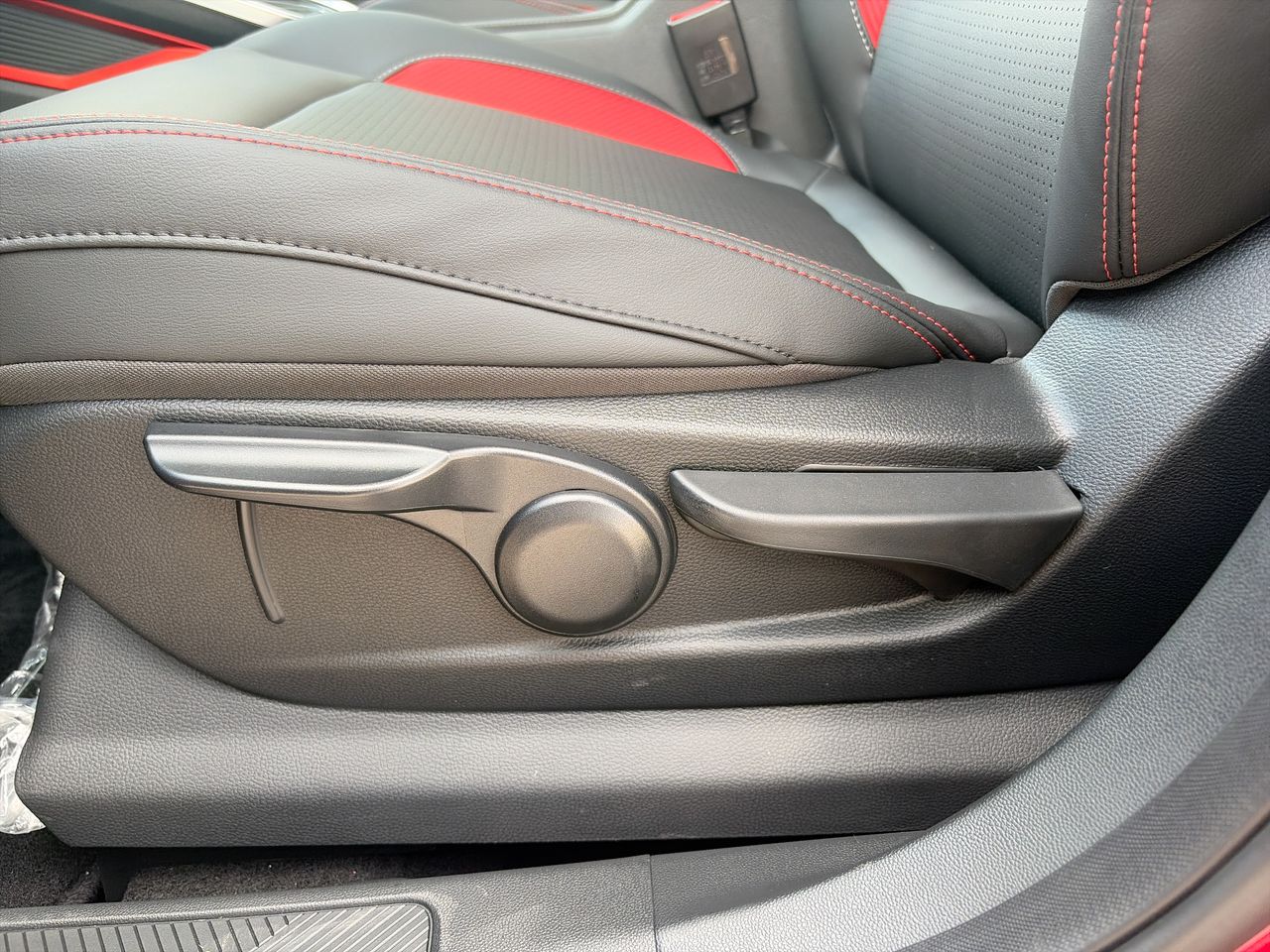 2027 Chevrolet GROOVE GROOVE LT MT PAQ D