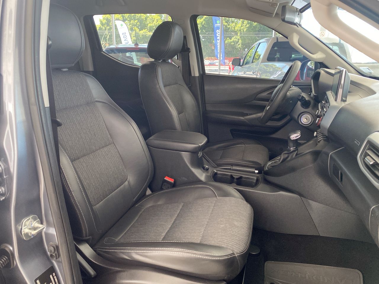 2022 PEUGEOT L A N D T R E K A L L U R E L A N D T R E K A L L U R E