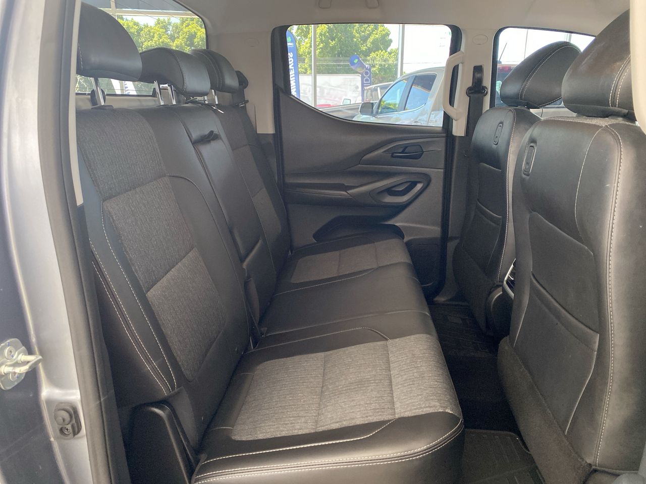 2022 PEUGEOT L A N D T R E K A L L U R E L A N D T R E K A L L U R E