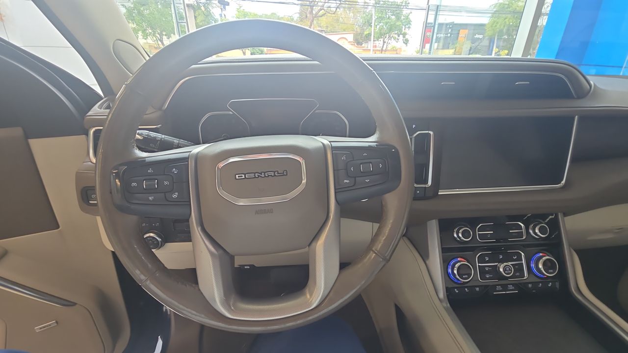 2021 GMC GMC YUKON DENALI SUV CORTA  TRANS AUTOMA GMC YUKON DENALI SUV CORTA  TRANS AUTOMA