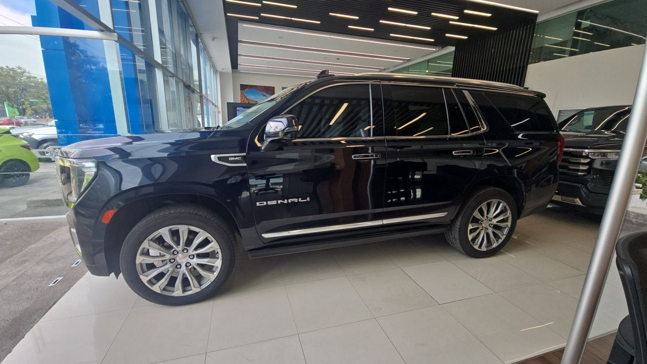 2021 GMC GMC YUKON DENALI SUV CORTA  TRANS AUTOMA GMC YUKON DENALI SUV CORTA  TRANS AUTOMA