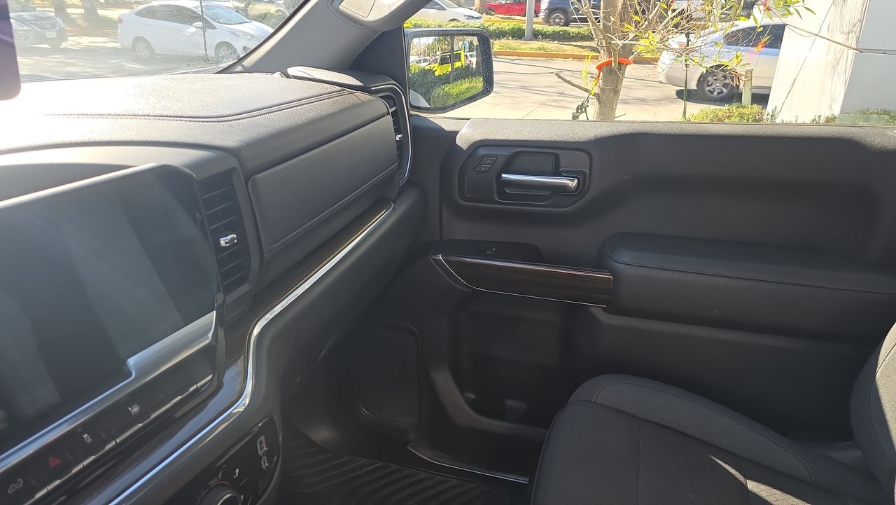 2024 Chevrolet CHEVROLET CHEYENNE CABINA REGULAR 4X4 H CHEVROLET CHEYENNE CABINA REGULAR 4X4 H