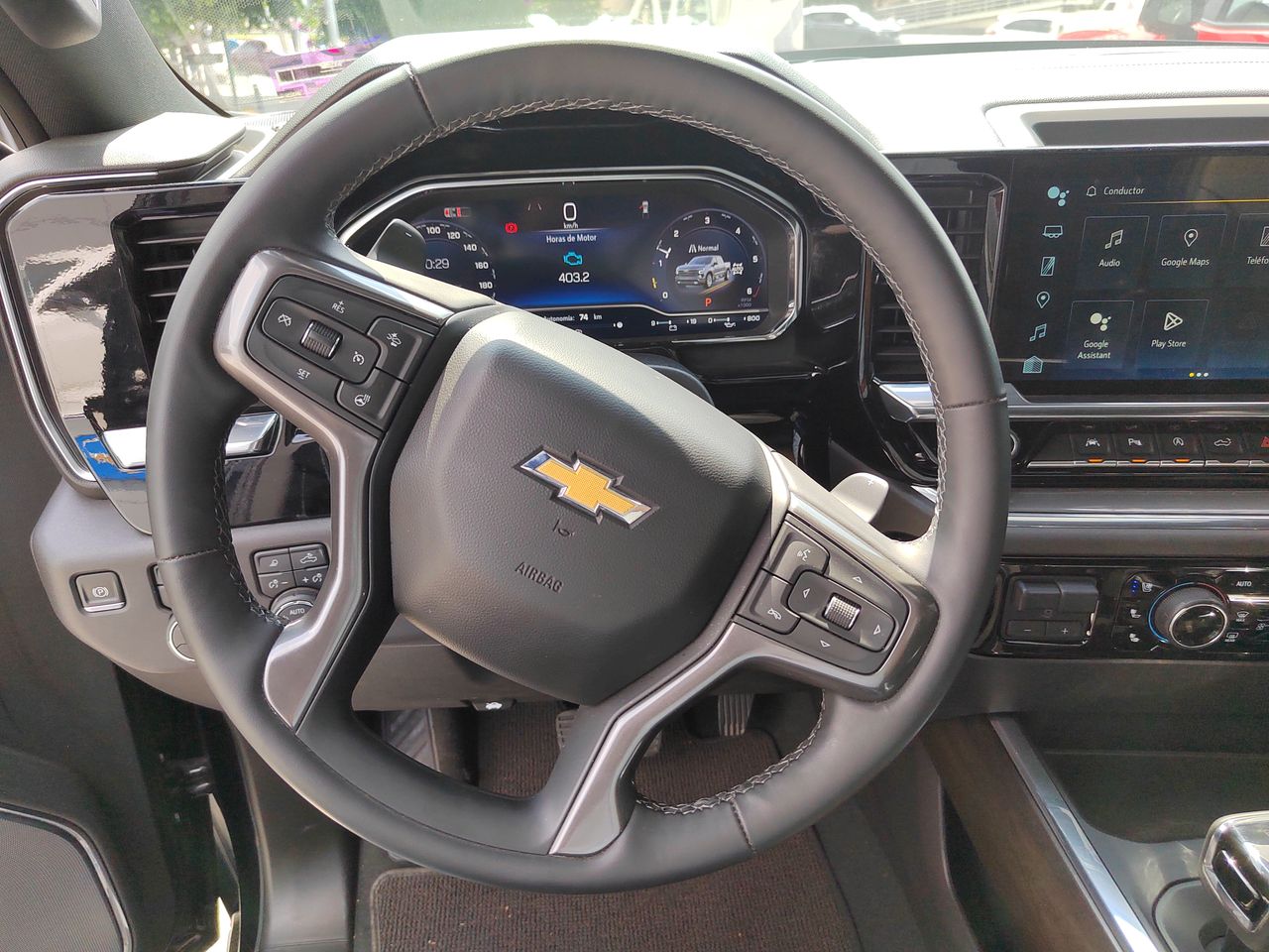 2024 Chevrolet CHEVROLET CHEYENNE DOB CAB 4X4 HC PAQ G CHEVROLET CHEYENNE DOB CAB 4X4 HC PAQ G