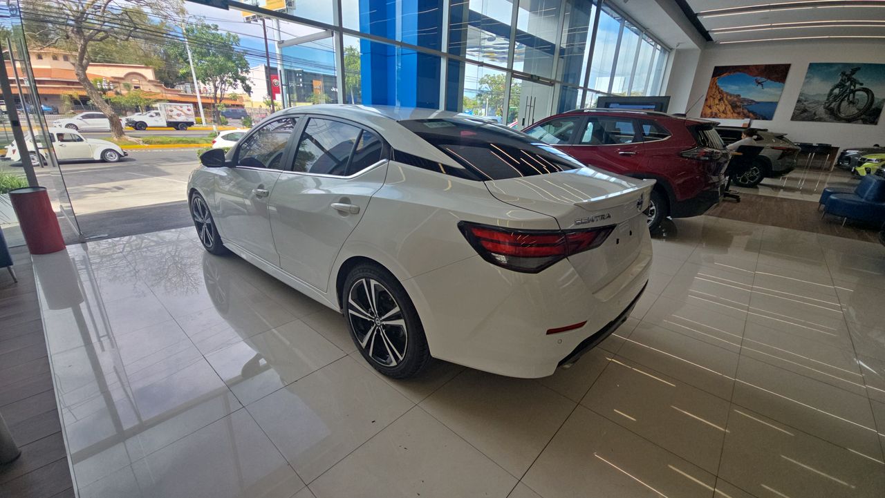2023 Nissan NISSAN SENTRA SR PLATINUM CVT NISSAN SENTRA SR PLATINUM CVT