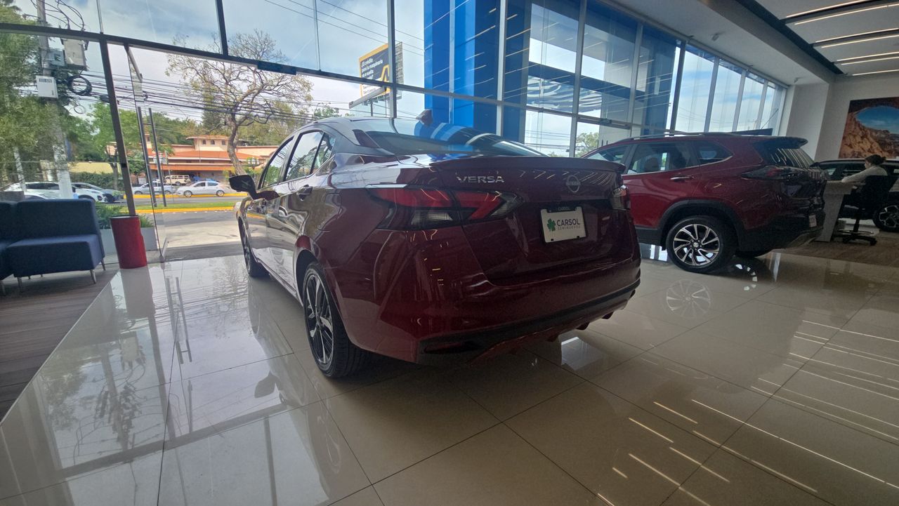 2024 Nissan VERSA SR CVT 1.6 LTS VERSA SR CVT 1.6 LTS