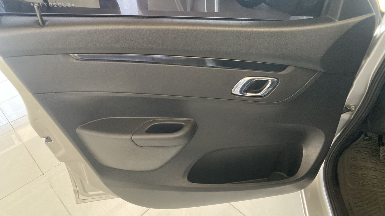 2025 RENAULT RENAULT KWID ICONIC TM RENAULT KWID ICONIC TM