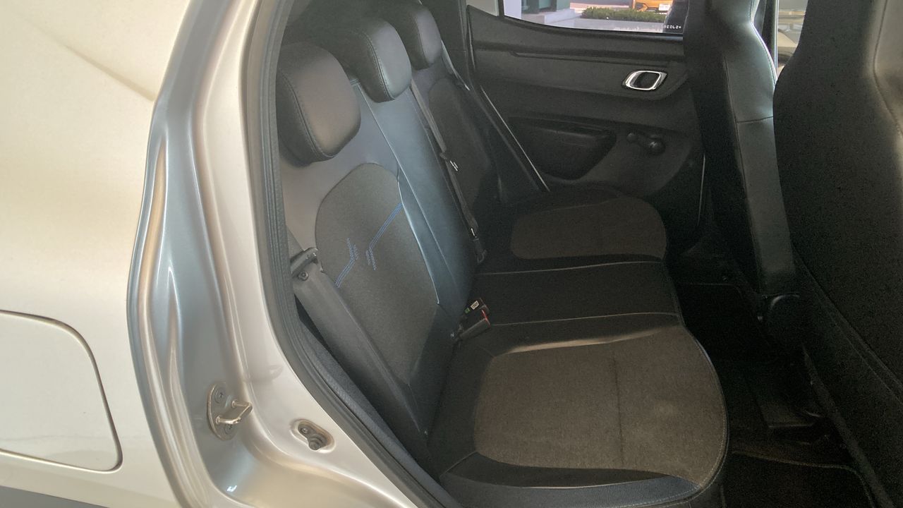 2025 RENAULT RENAULT KWID ICONIC TM RENAULT KWID ICONIC TM