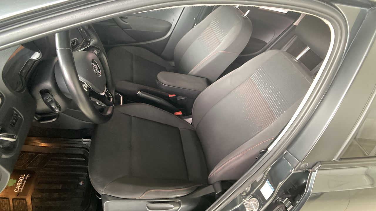 2022 Volkswagen VOLKSWAGEN POLO CONFORTLINE PLUS VOLKSWAGEN POLO CONFORTLINE PLUS