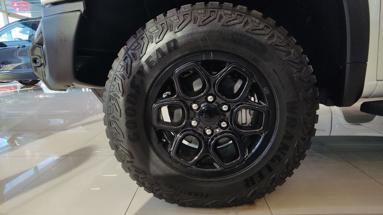 2025 Chevrolet CHEYENNE CHEYENNE CREW CAB 4X4 ZR2 BISON PAQ. R