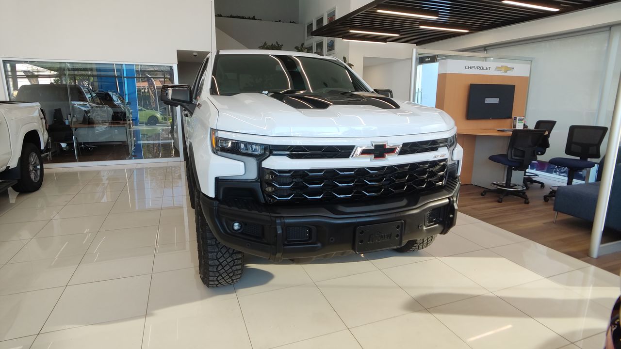 2025 Chevrolet CHEYENNE CHEYENNE CREW CAB 4X4 ZR2 BISON PAQ. R