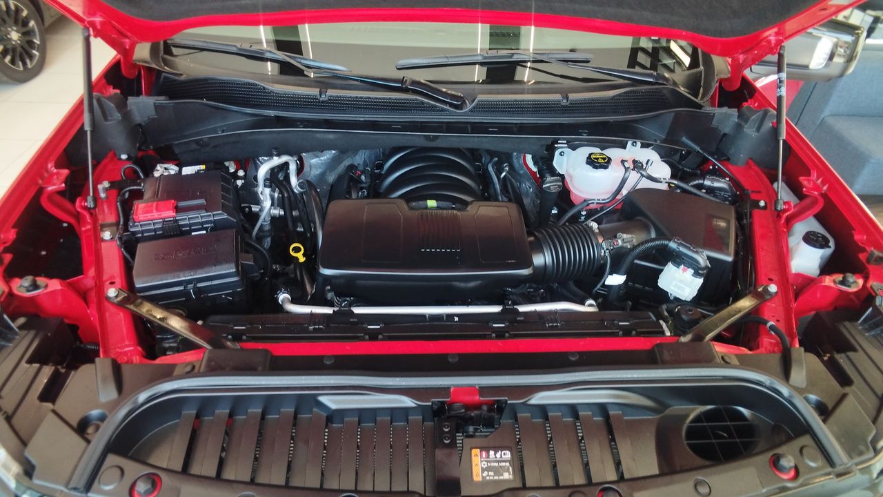 2025 Chevrolet CHEYENNE CHEYENNE CREW CAB 4X4 ZR2  PAQ. D