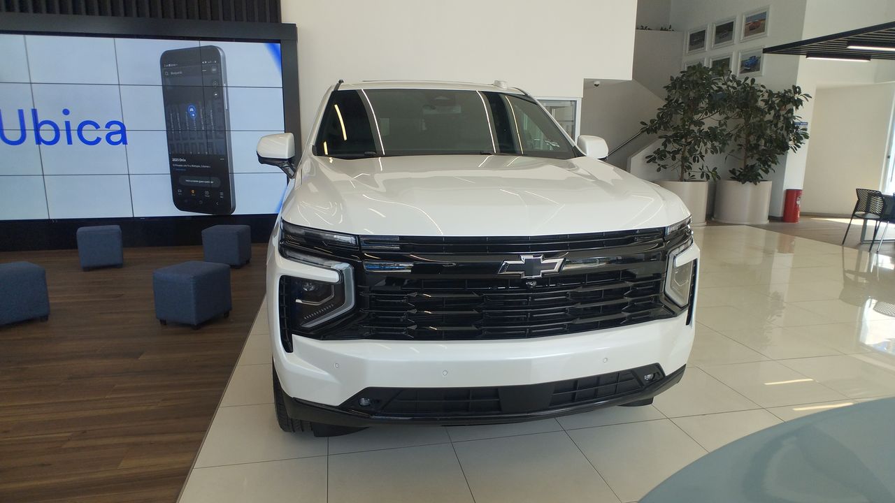 2025 Chevrolet SUBURBAN SUBURBAN RST PAQ. B