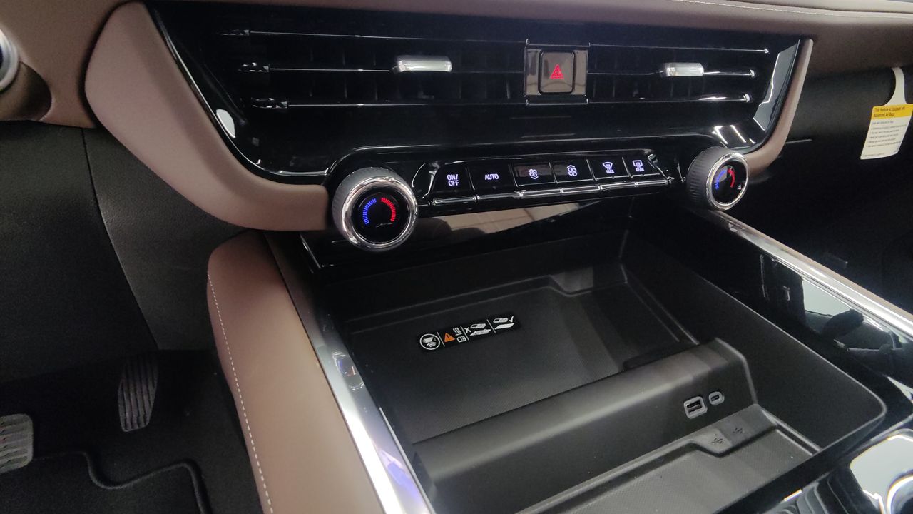 2025 Chevrolet SUBURBAN SUBURBAN HIGH COUNTRY PAQ. G