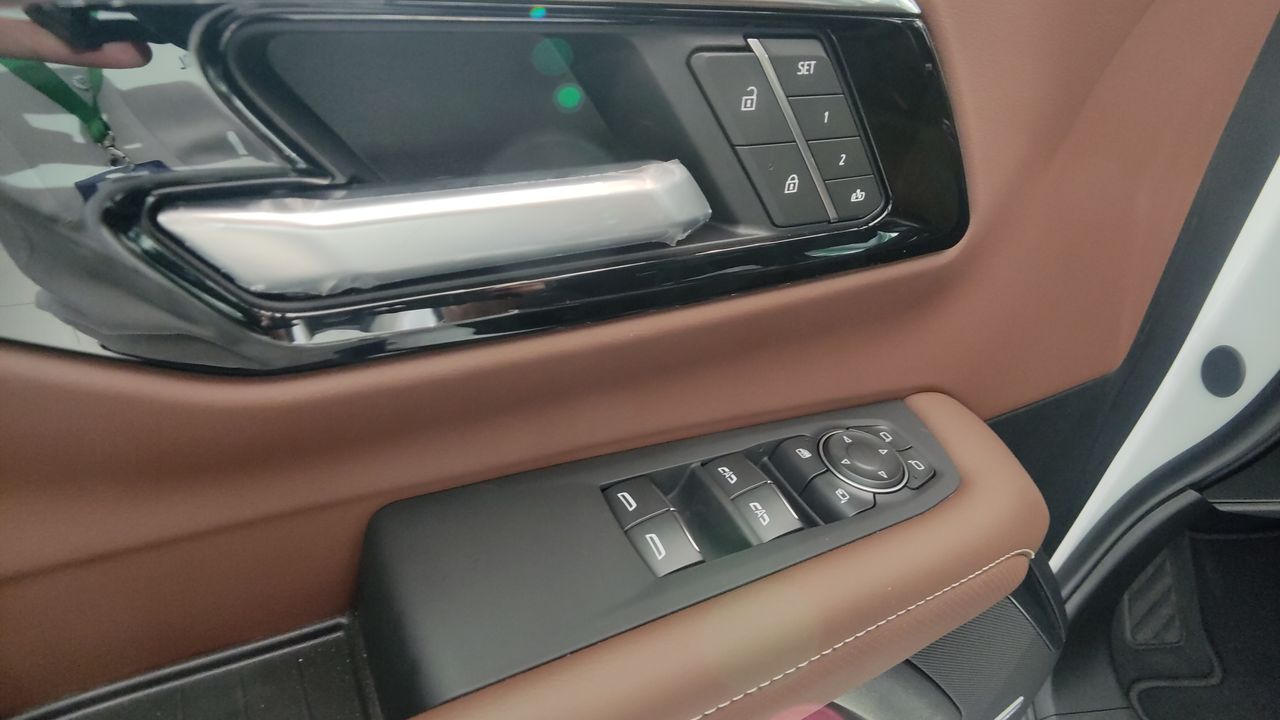 2025 Chevrolet SUBURBAN SUBURBAN HIGH COUNTRY PAQ. G