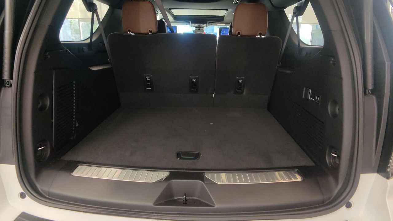 2025 Chevrolet SUBURBAN SUBURBAN HIGH COUNTRY PAQ. G