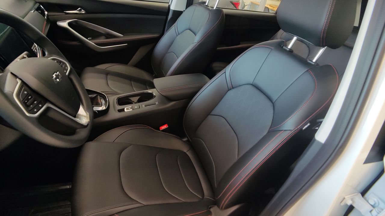 2026 Chevrolet CAPTIVA CAPTIVA PREMIER BLACK EDITION PAQ. D