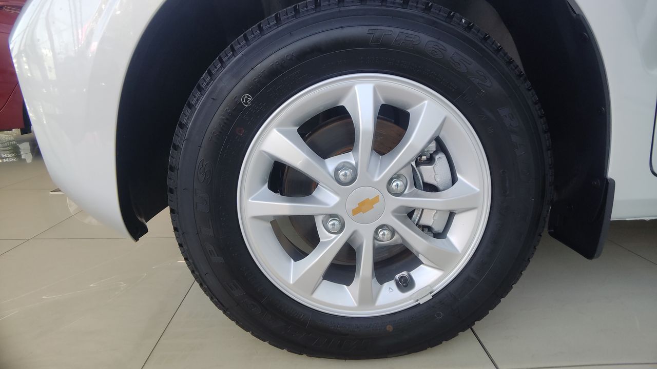 2026 Chevrolet TORNADO TORNADO VAN CARGO LS PAQ. B