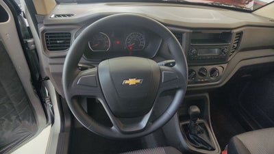 2026 Chevrolet TORNADO TORNADO VAN CARGO LS PAQ. B