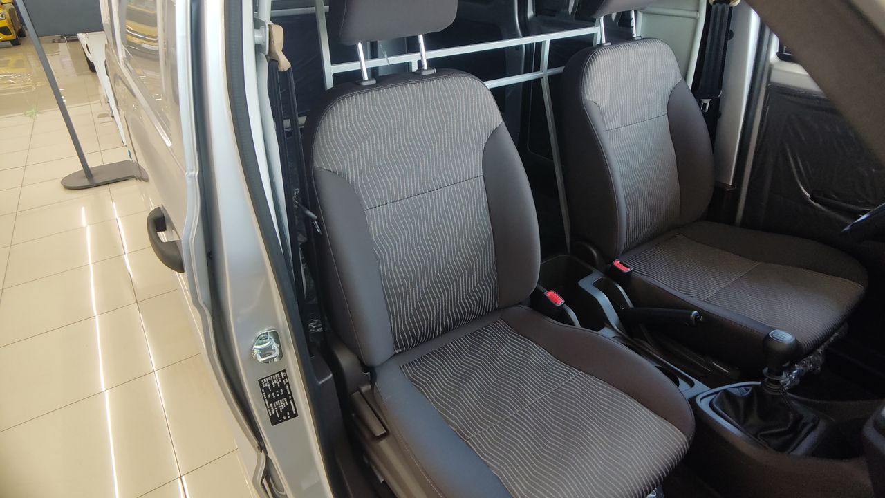 2026 Chevrolet TORNADO TORNADO VAN CARGO LS PAQ. B