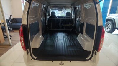 2026 Chevrolet TORNADO VAN TORNADO VAN CARGO LS PAQ. B