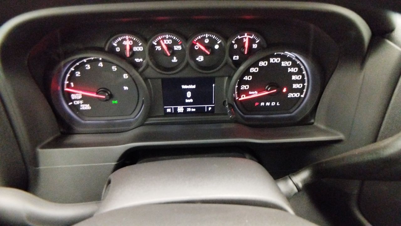 2026 Chevrolet SILVERADO 2500 SILVERADO CABINA REGULAR V8 4X4 MOTOR 5.3L PAQ. O