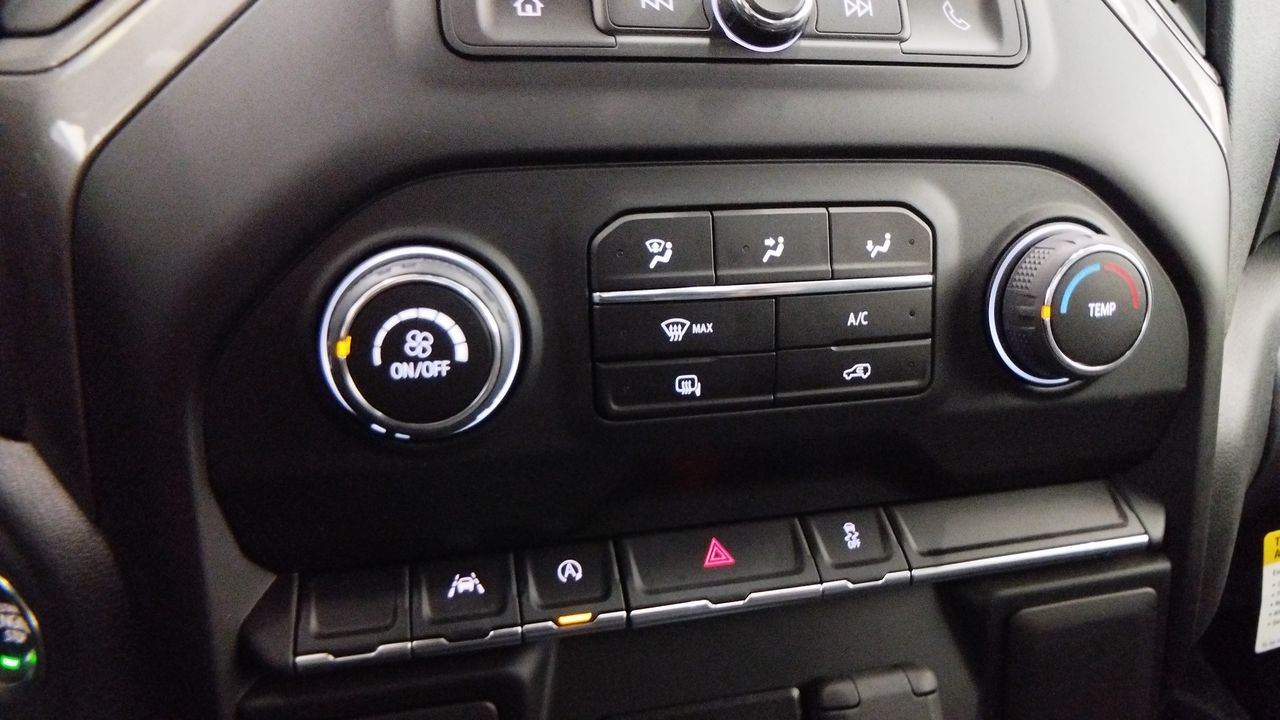 2026 Chevrolet SILVERADO 2500 SILVERADO CABINA REGULAR V8 4X4 MOTOR 5.3L PAQ. O