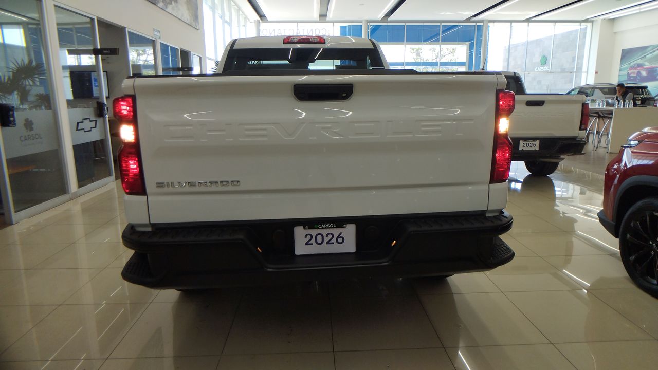 2026 Chevrolet SILVERADO 2500 SILVERADO CABINA REGULAR V8 4X4 MOTOR 5.3L PAQ. O