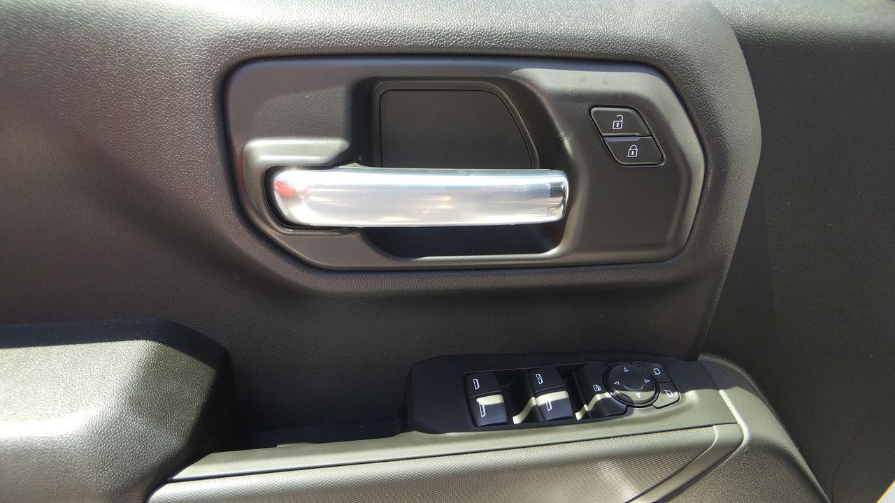 2026 Chevrolet SILVERADO 2500 SILVERADO CUSTOM DOBLE CABINA 4X4 MOTOR 5.3L PAQ. K