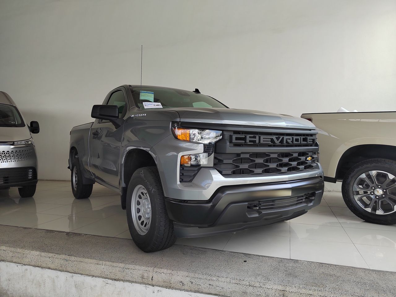 2026 Chevrolet SILVERADO 2500 SILVERADO CABINA REGULAR V8 4X4 MOTOR 5.3L PAQ. O