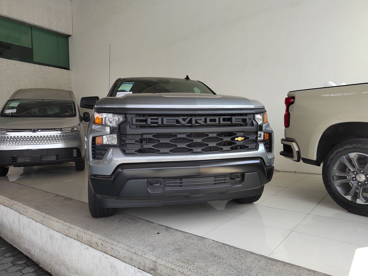2026 Chevrolet SILVERADO 2500 SILVERADO CABINA REGULAR V8 4X4 MOTOR 5.3L PAQ. O