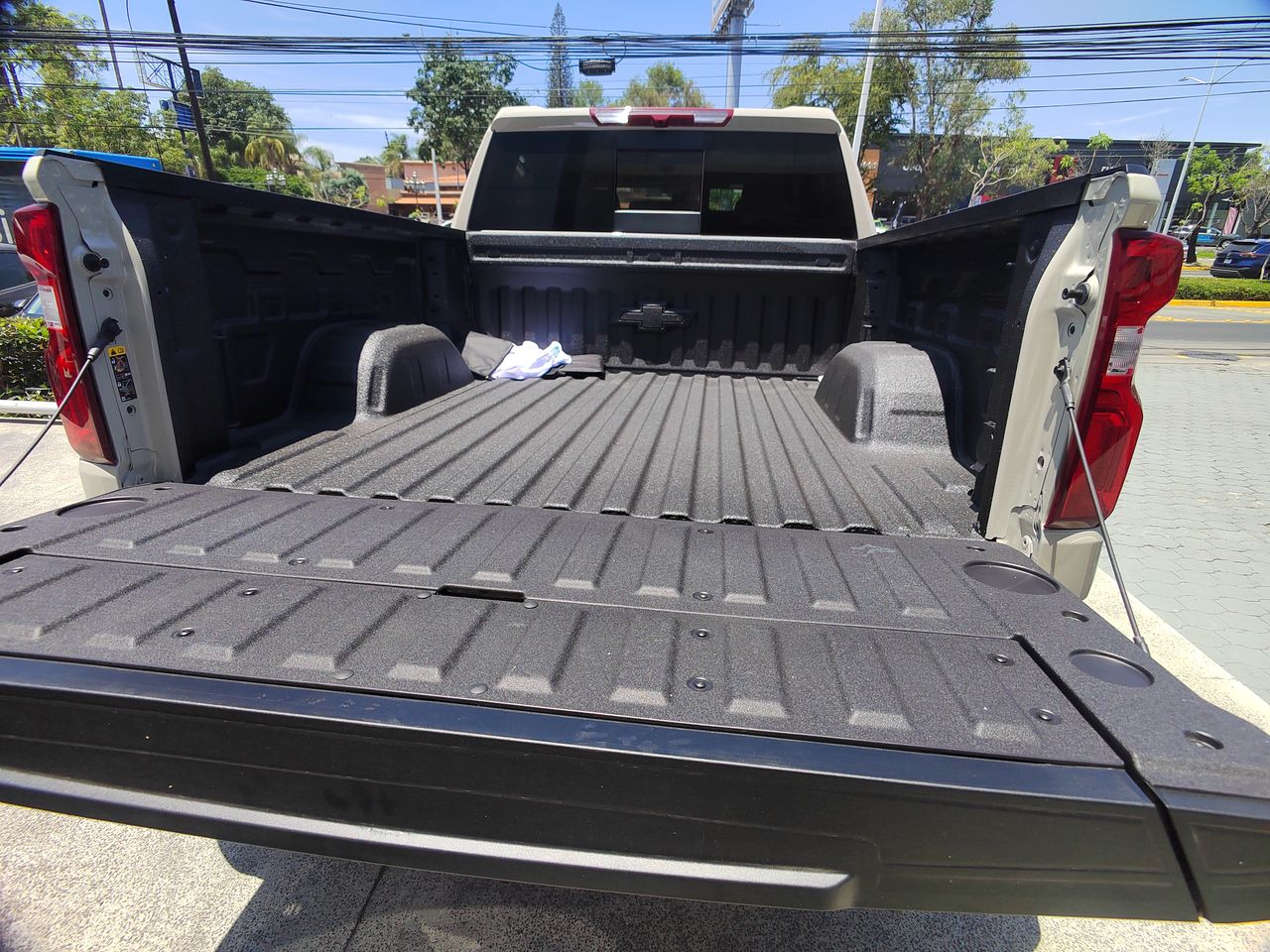 2026 Chevrolet CHEYENNE CHEYENNE CREW CAB 4X4 ZR2  PAQ. D